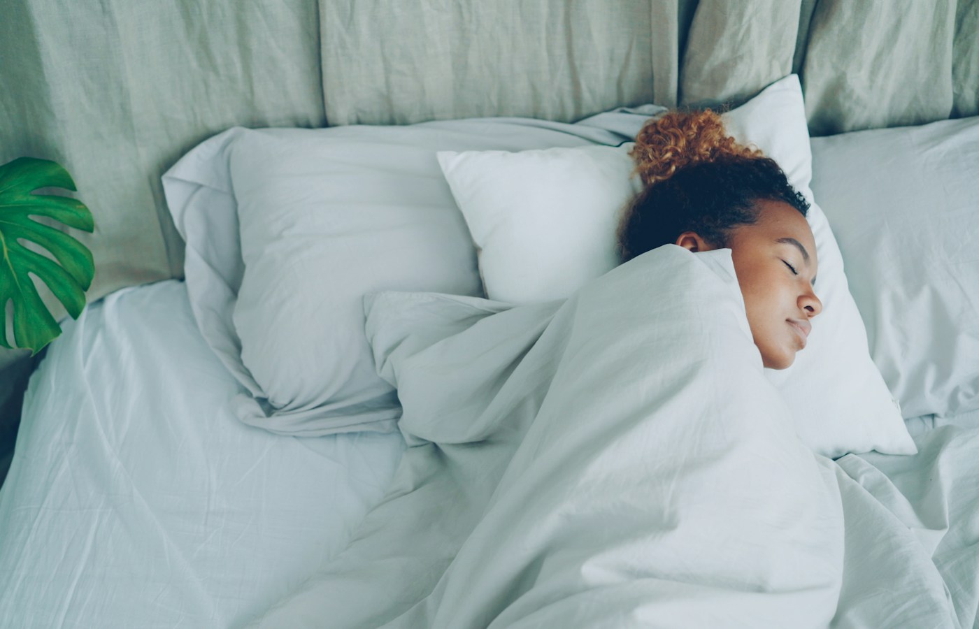 Resting at night with sleep tracking